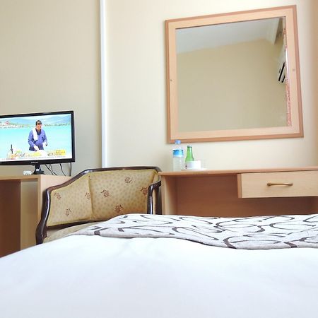 Acikgoz Hotel Эдирне Экстерьер фото
